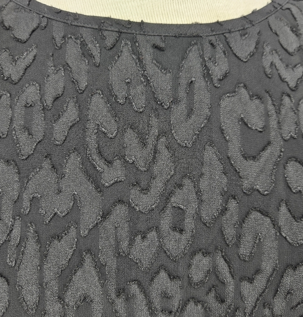 Draper James Belle Meade Blouse Black Jacquard Leopard 3/4 Sleeve Button Back 22 - Picture 6 of 9